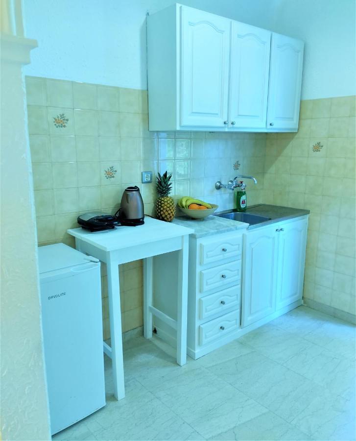 Jo-Annes Apartments Kontokali Esterno foto